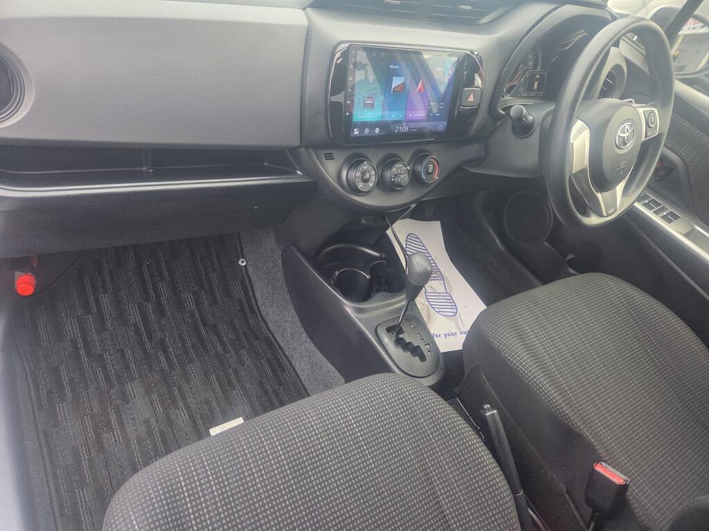 Toyota Yaris 1.33 Dual VVT-i Icon Multidrive S Euro 5 5dr