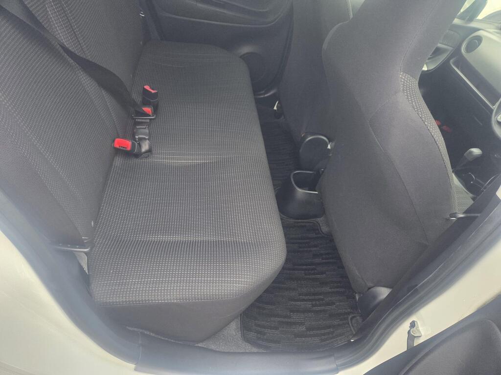 Toyota Yaris 1.33 Dual VVT-i Icon Multidrive S Euro 5 5dr