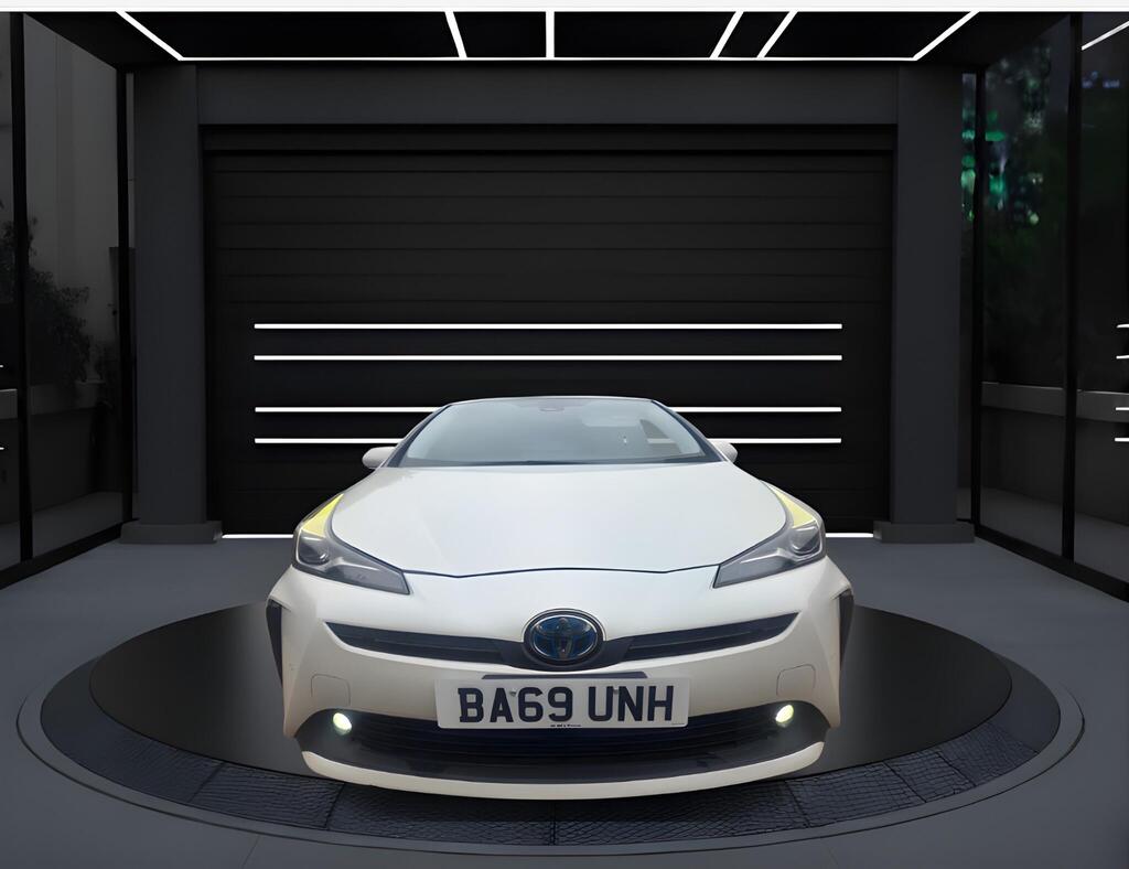 Toyota Prius 1.8 VVT-h Business Edition Hatchback 5dr Petrol Hybrid CVT Euro 6 (s/s) (Park Assist) (122 Ps)