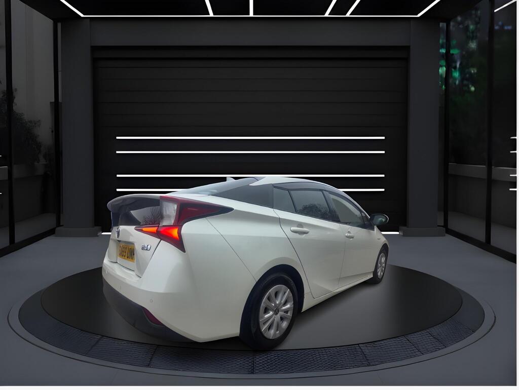 Toyota Prius 1.8 VVT-h Business Edition Hatchback 5dr Petrol Hybrid CVT Euro 6 (s/s) (Park Assist) (122 Ps)