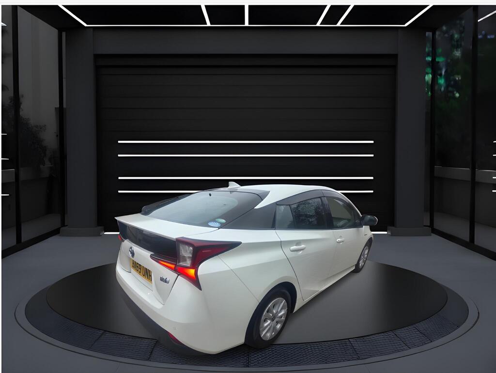 Toyota Prius 1.8 VVT-h Business Edition Hatchback 5dr Petrol Hybrid CVT Euro 6 (s/s) (Park Assist) (122 Ps)