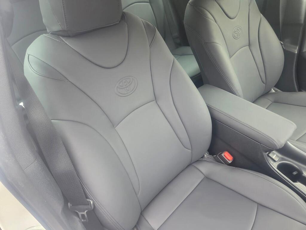 Toyota Prius 1.8 VVT-h Business Edition Hatchback 5dr Petrol Hybrid CVT Euro 6 (s/s) (Park Assist) (122 Ps)