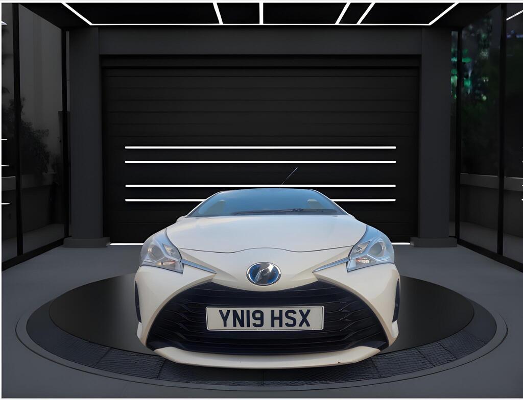 Toyota Yaris 1.5 VVT-i Icon CVT Euro 6 5dr