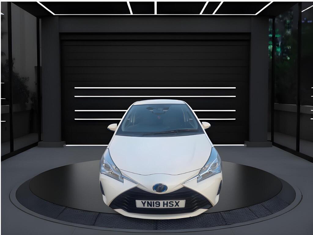 Toyota Yaris 1.5 VVT-i Icon CVT Euro 6 5dr