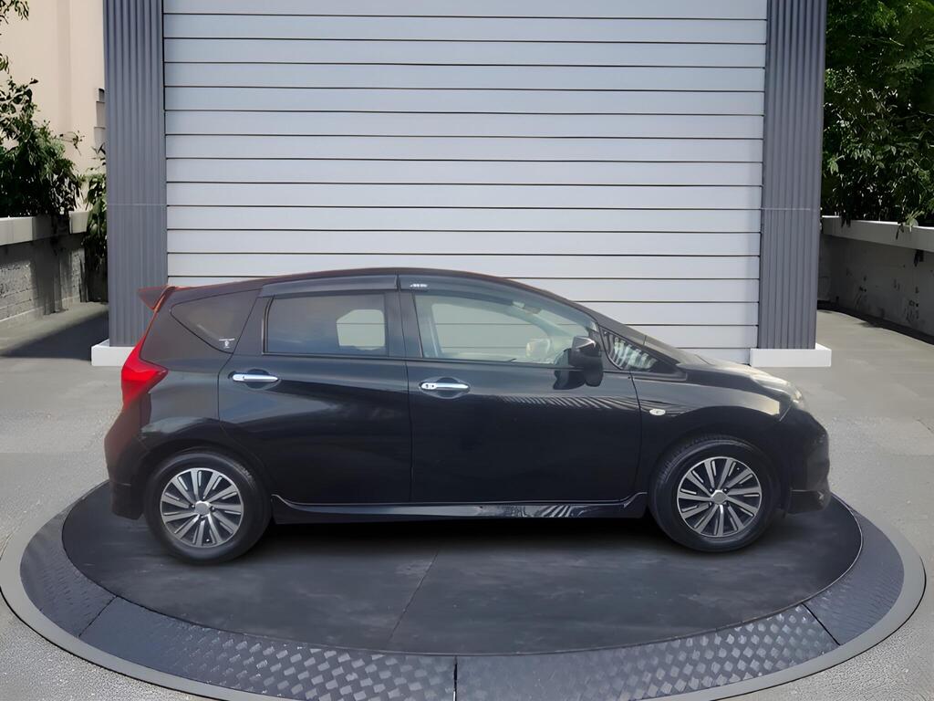 Nissan Note 1.2 DIG-S Acenta Premium CVT Euro 5 (s/s) 5dr