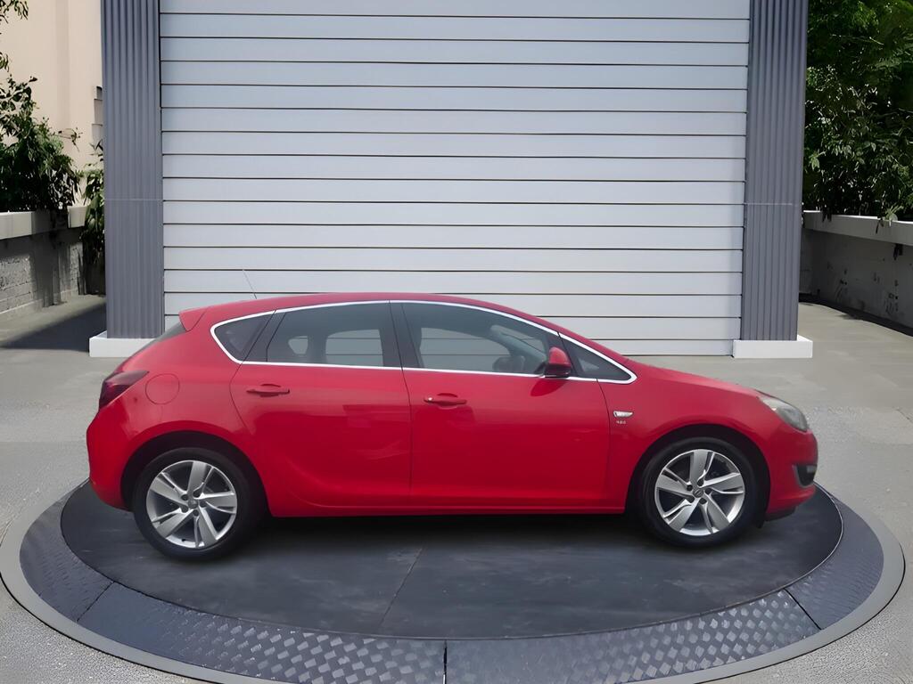 Vauxhall Astra 1.6 16v SRi Auto Euro 5 5dr