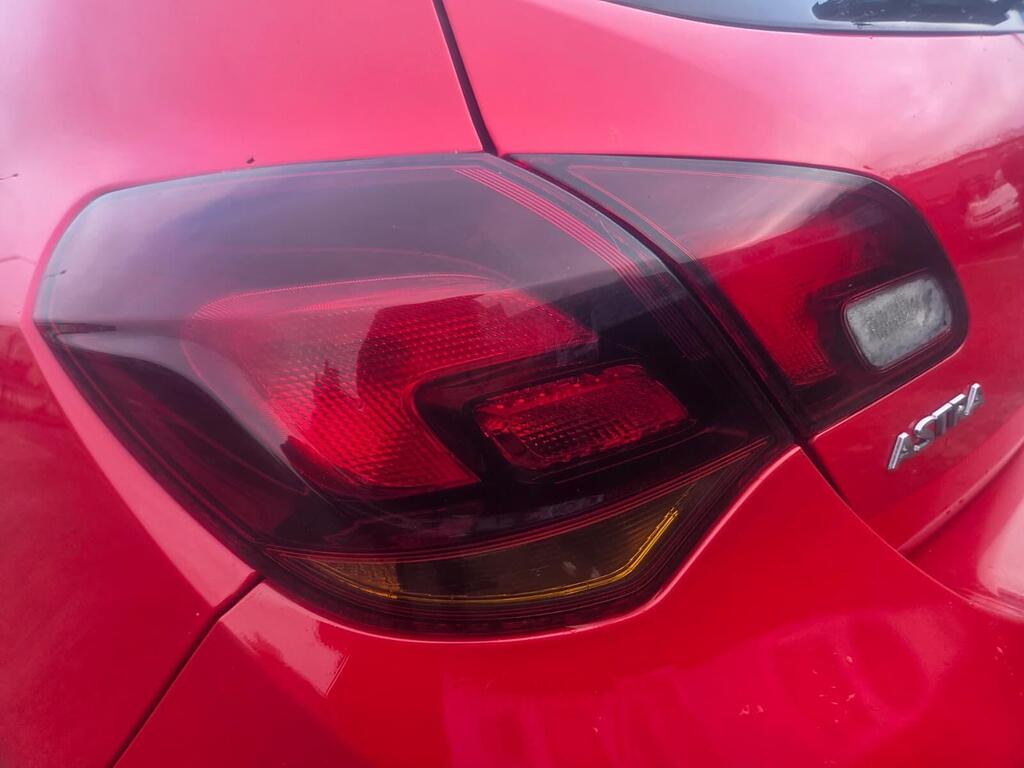 Vauxhall Astra 1.6 16v SRi Auto Euro 5 5dr