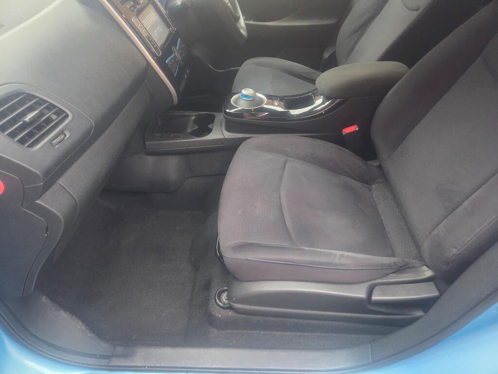 Nissan Leaf 24kWh Acenta Auto 5dr