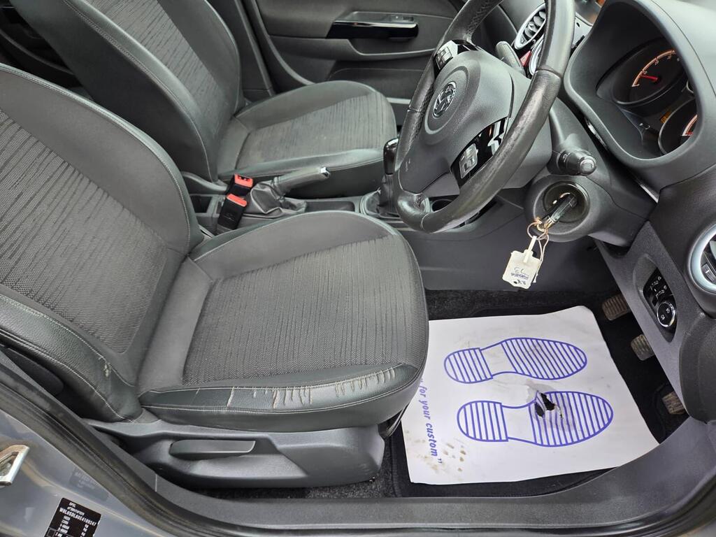 Vauxhall Corsa 1.2 16V Excite Euro 5 5dr (A/C)