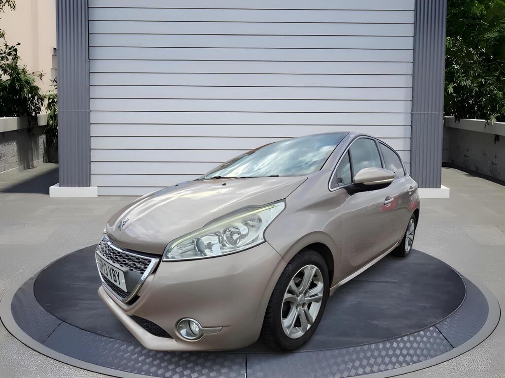 2013 Peugeot 208 1.4 HDi Allure Euro 5 5dr