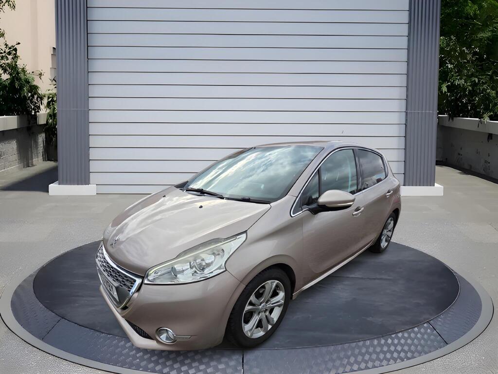 2013 Peugeot 208 1.4 HDi Allure Euro 5 5dr