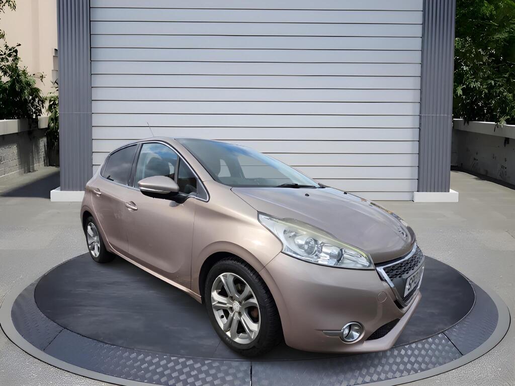 2013 Peugeot 208 1.4 HDi Allure Euro 5 5dr