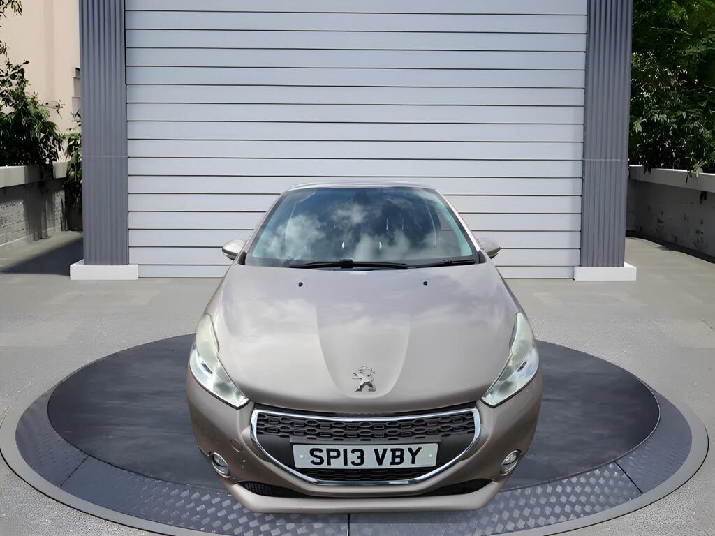 2013 Peugeot 208 1.4 HDi Allure Euro 5 5dr