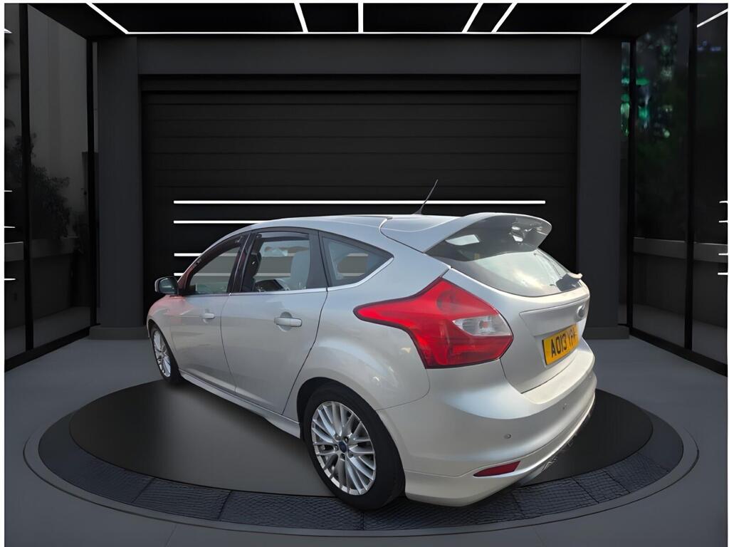 2013 Ford Focus 1.6 TDCi Zetec S Euro 5 (s/s) 5dr