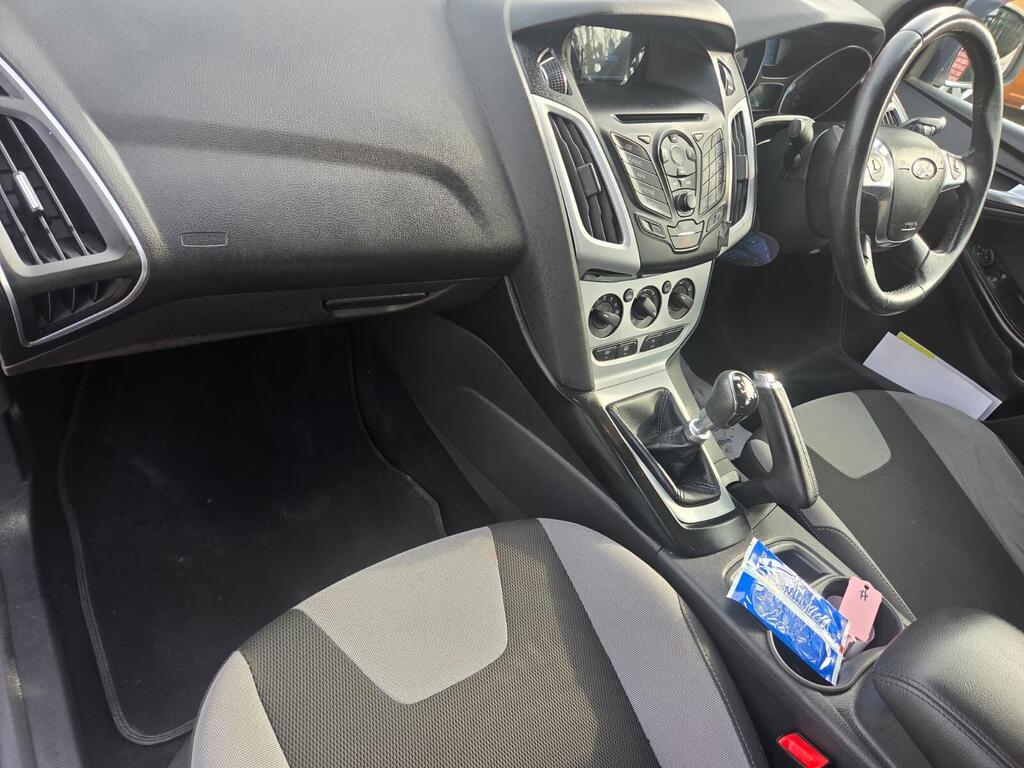 2013 Ford Focus 1.6 TDCi Zetec S Euro 5 (s/s) 5dr