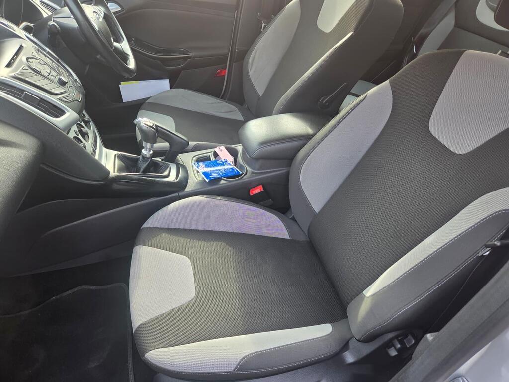2013 Ford Focus 1.6 TDCi Zetec S Euro 5 (s/s) 5dr