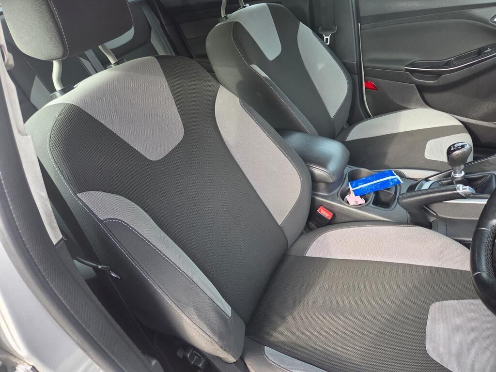 2013 Ford Focus 1.6 TDCi Zetec S Euro 5 (s/s) 5dr