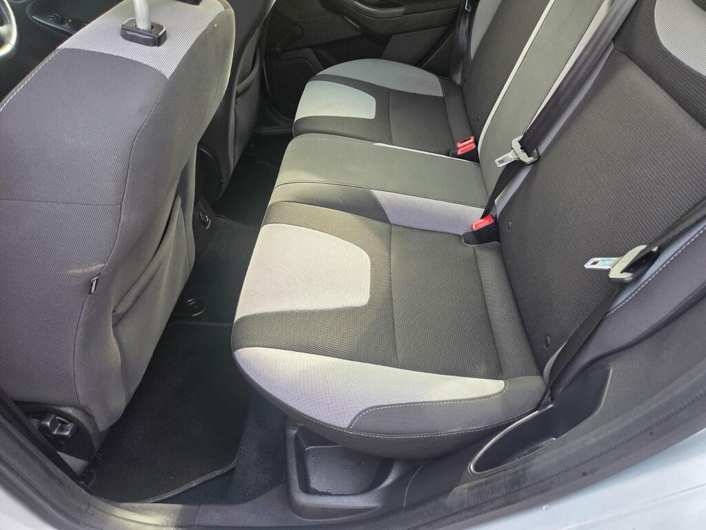2013 Ford Focus 1.6 TDCi Zetec S Euro 5 (s/s) 5dr