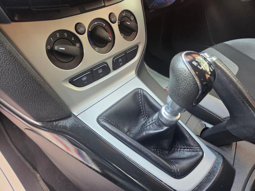 2013 Ford Focus 1.6 TDCi Zetec S Euro 5 (s/s) 5dr