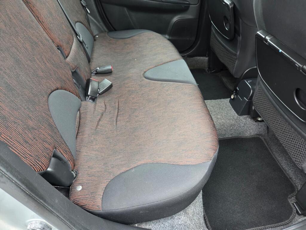 Nissan Note 1.6 16V Acenta Auto Euro 4 5dr £4,000