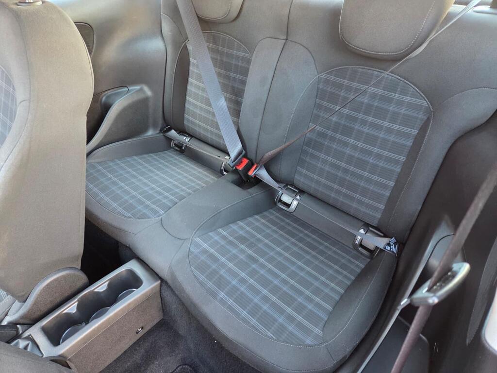 2015 Vauxhall ADAM 1.4 16v GLAM Euro 5 3dr