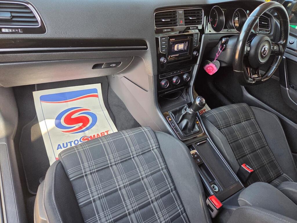 Volkswagen Golf 2.0 TDI BlueMotion Tech GT Euro 5 (s/s) 5dr