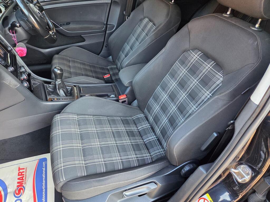 Volkswagen Golf 2.0 TDI BlueMotion Tech GT Euro 5 (s/s) 5dr