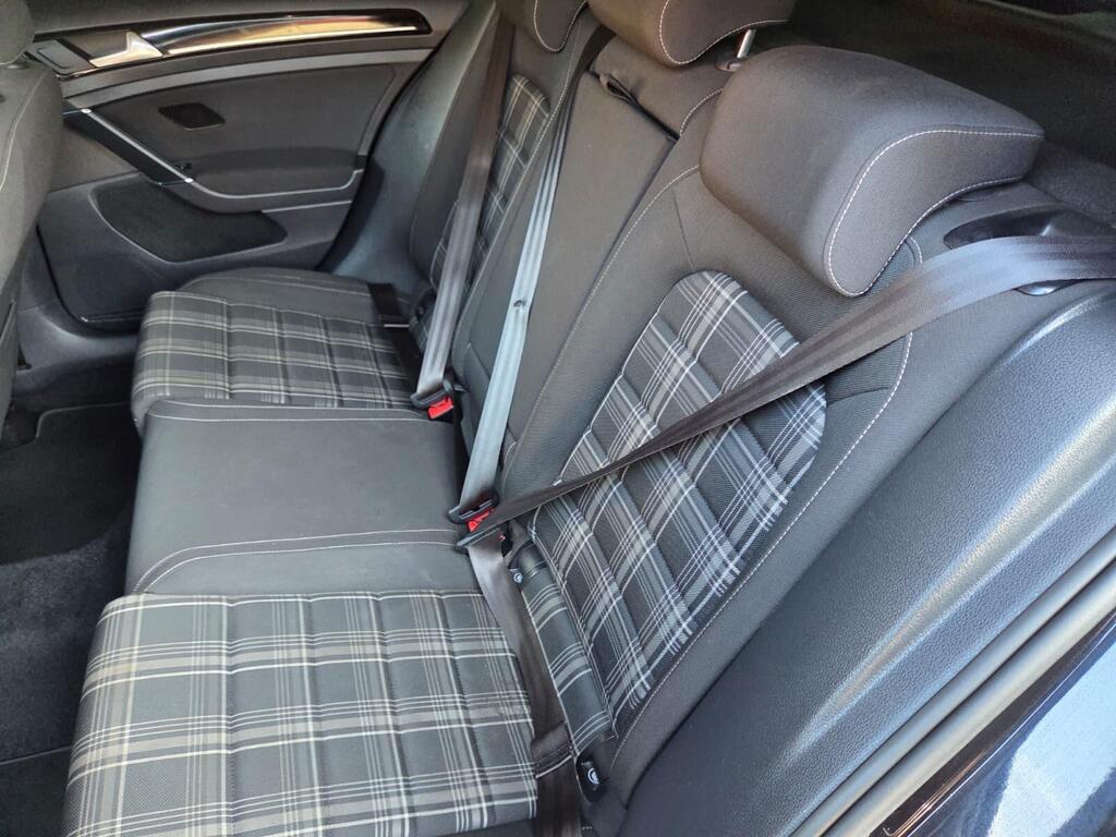 Volkswagen Golf 2.0 TDI BlueMotion Tech GT Euro 5 (s/s) 5dr