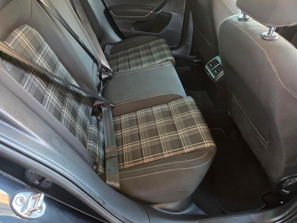 Volkswagen Golf 2.0 TDI BlueMotion Tech GT Euro 5 (s/s) 5dr