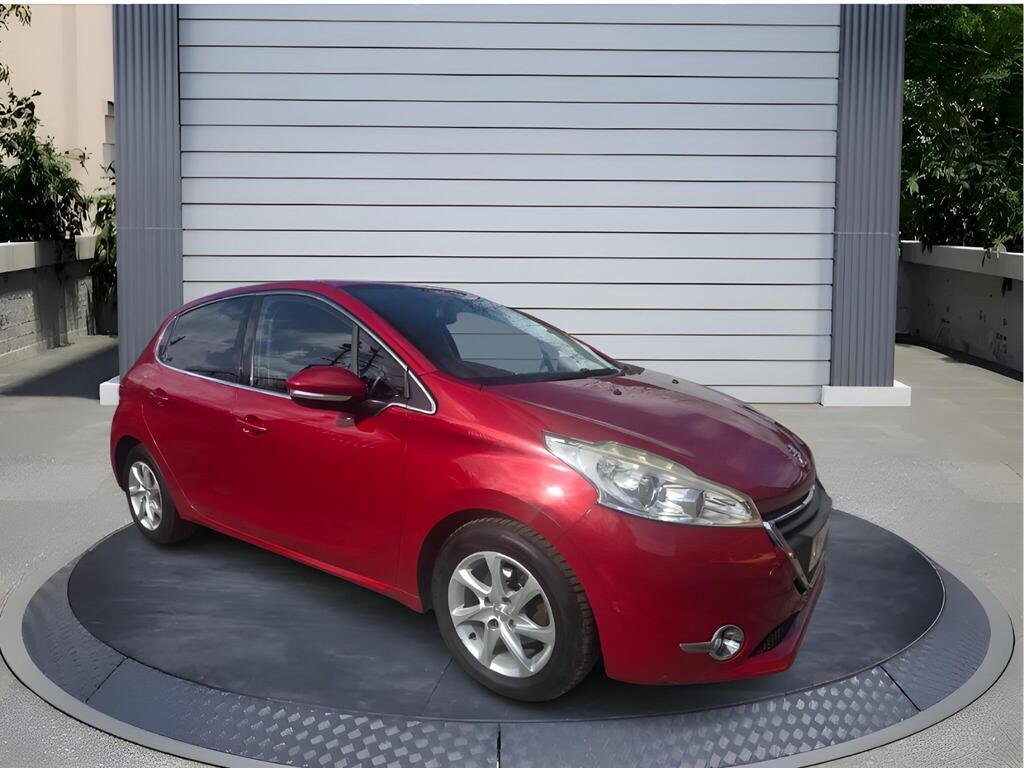 Peugeot 208 1.4 HDi Allure Euro 5 5dr