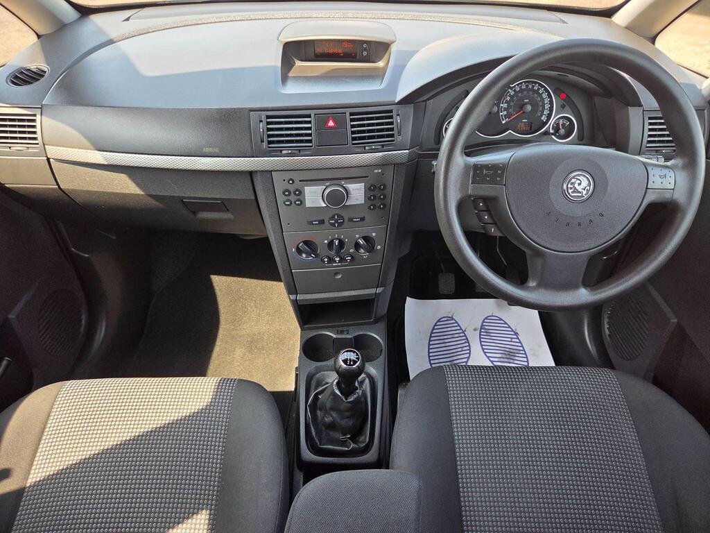 Vauxhall Meriva 1.6i 16v Club 5dr