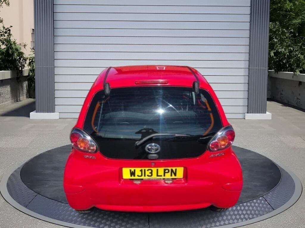 Toyota AYGO 1.0 VVT-i Euro 5 5dr