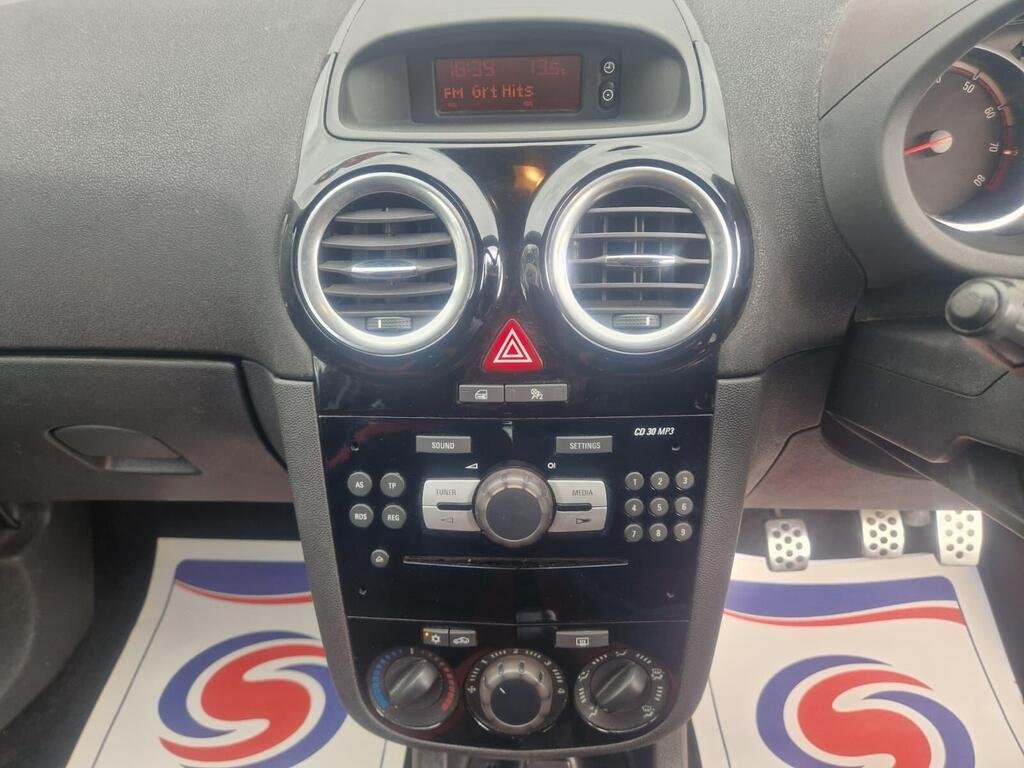 Vauxhall Corsa 1.4 16V SRi Euro 5 3dr