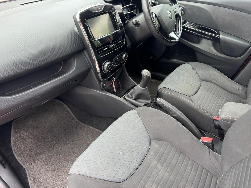 Renault Clio 0.9 TCe Dynamique S MediaNav Euro 5 (s/s) 5dr