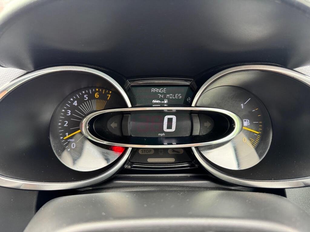 Renault Clio 0.9 TCe Dynamique S MediaNav Euro 5 (s/s) 5dr
