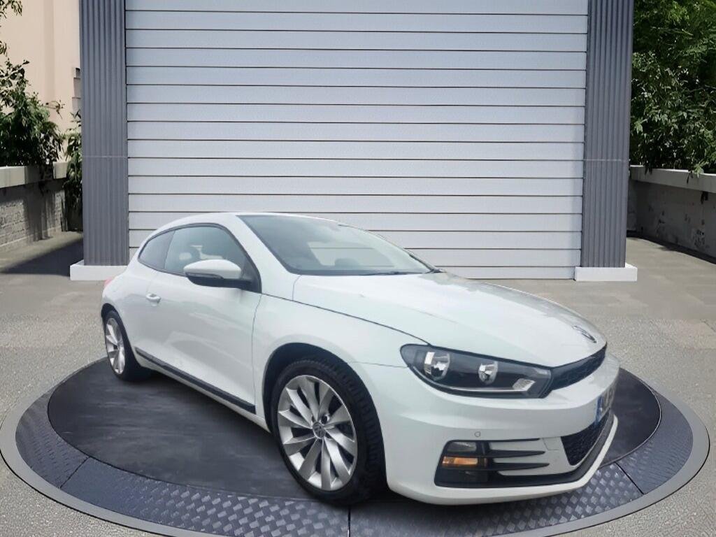 Volkswagen Scirocco 2.0 TDI BlueMotion Tech GT Euro 6 (s/s) 3dr £5,000