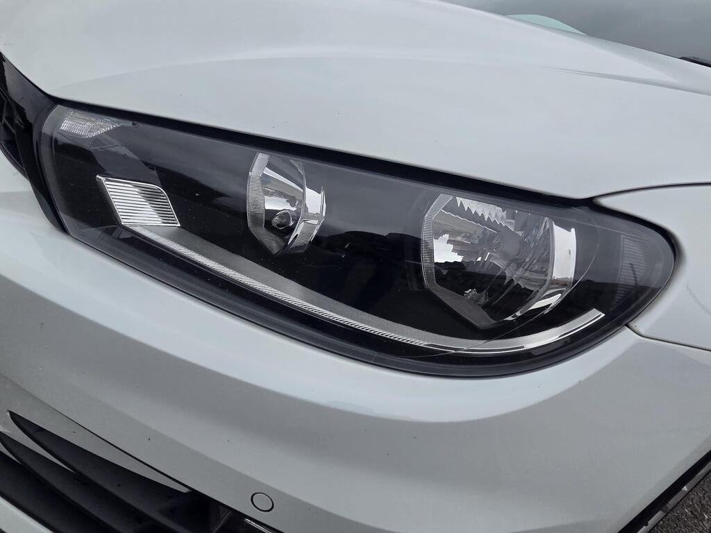 Volkswagen Scirocco 2.0 TDI BlueMotion Tech GT Euro 6 (s/s) 3dr £5,000