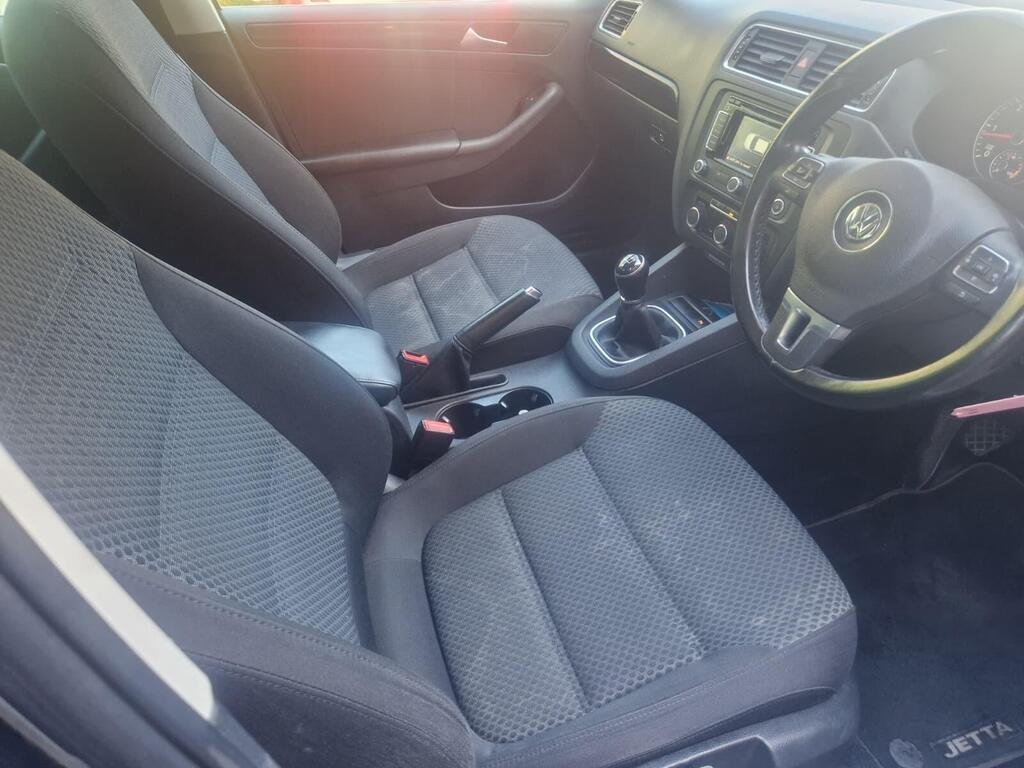 Volkswagen Jetta 1.6 TDI BlueMotion Tech Limited Edition Euro 5 (s/s) 4dr