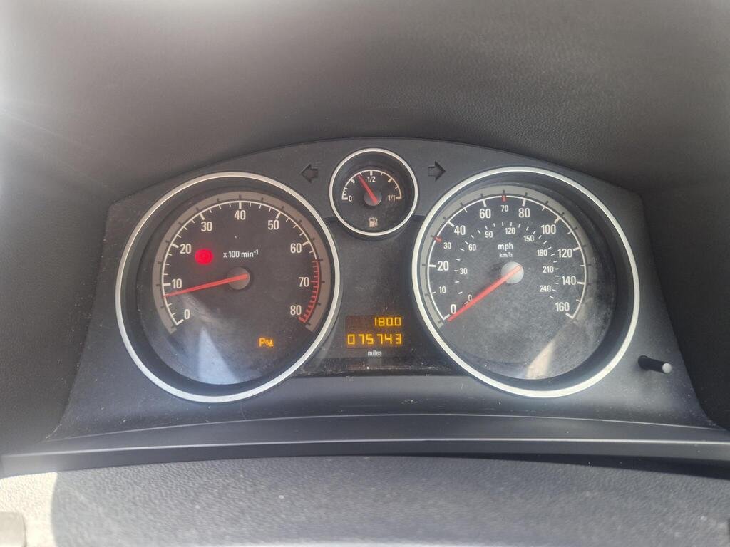 Vauxhall Zafira 1.6 16V Design Euro 5 5dr (SNav)