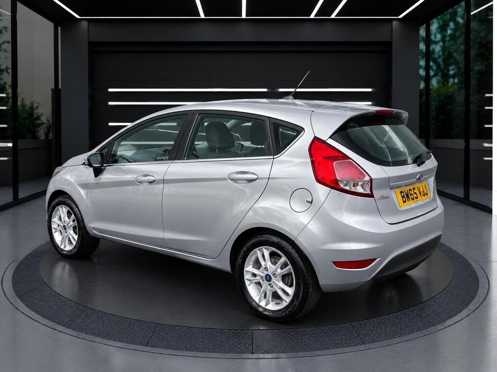 Ford Fiesta 1.25 Zetec Euro 6 5dr
