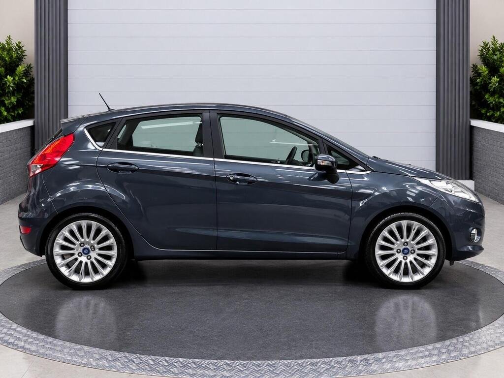 Ford Fiesta 1.4 Titanium 5dr