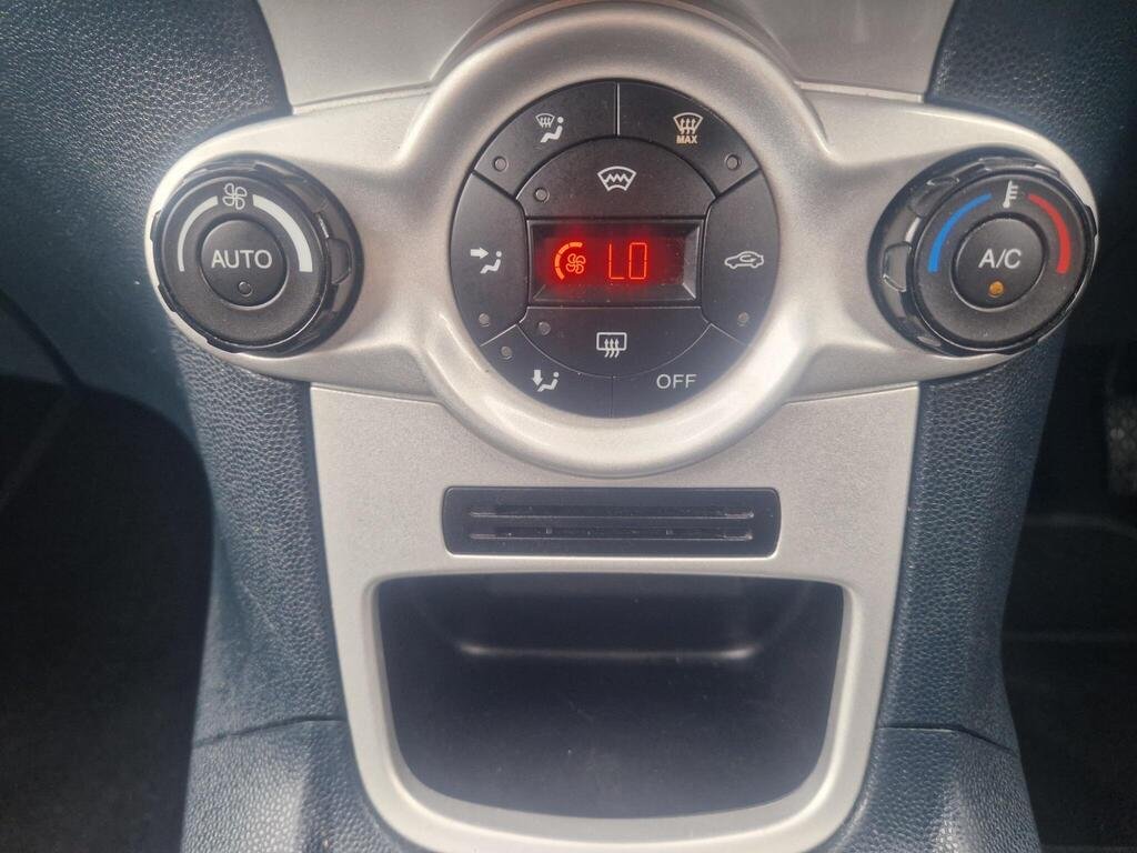 Ford Fiesta 1.4 Titanium 5dr