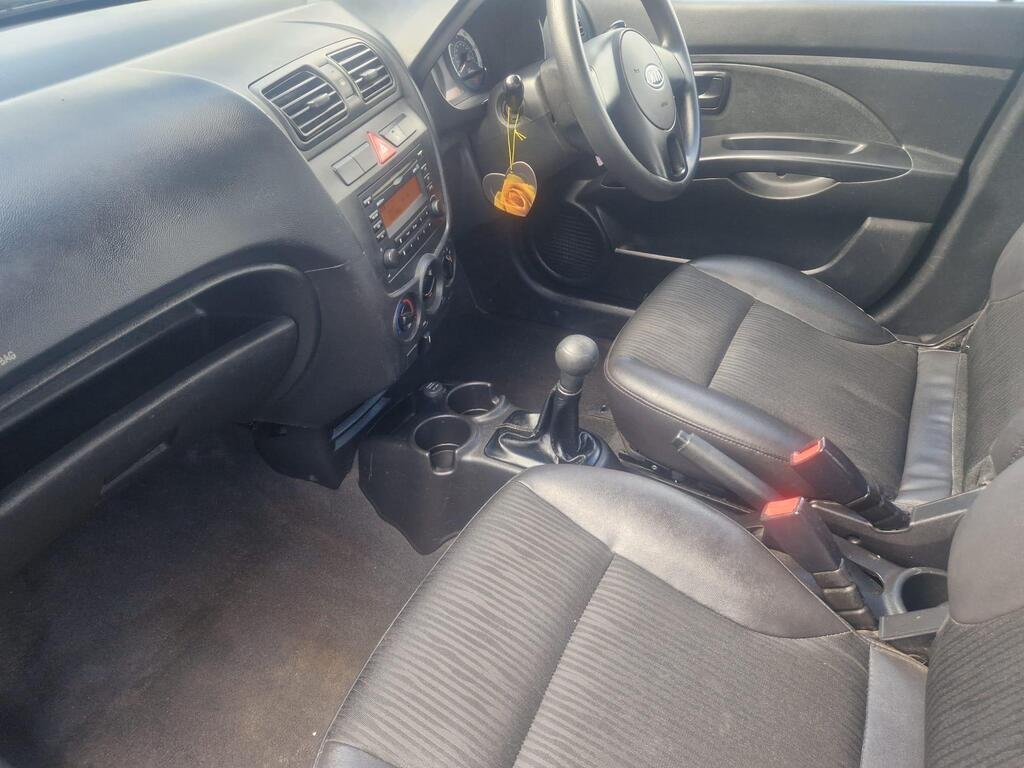 Kia Picanto 1.0 1 5dr