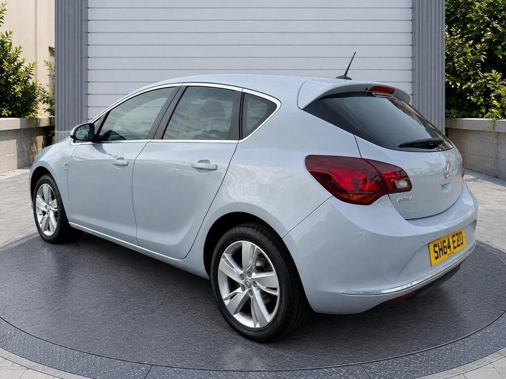 Vauxhall Astra 1.4 16v SRi Euro 5 5dr