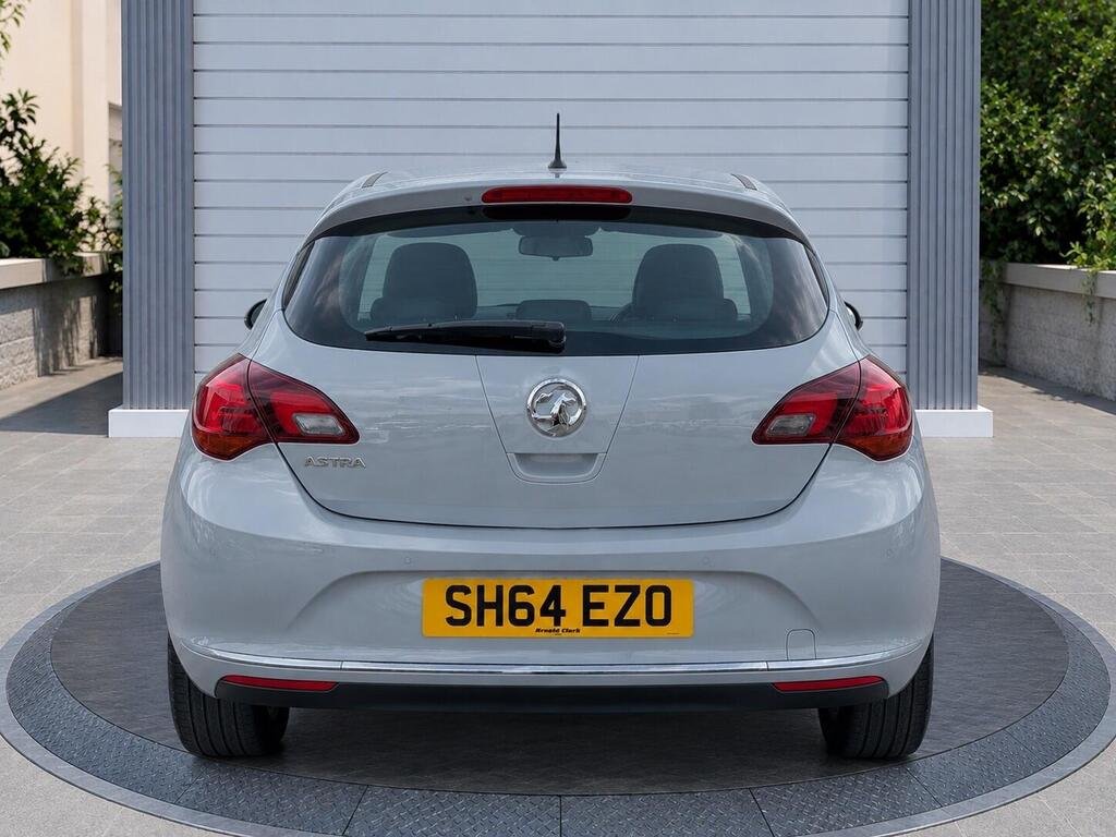 Vauxhall Astra 1.4 16v SRi Euro 5 5dr