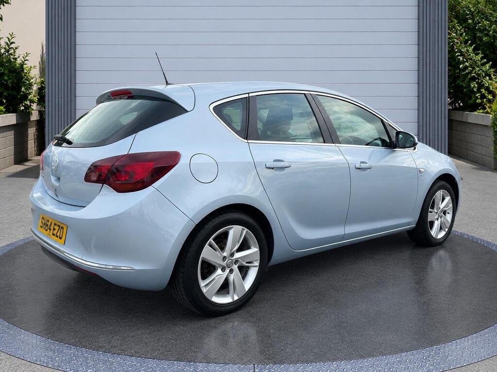 Vauxhall Astra 1.4 16v SRi Euro 5 5dr