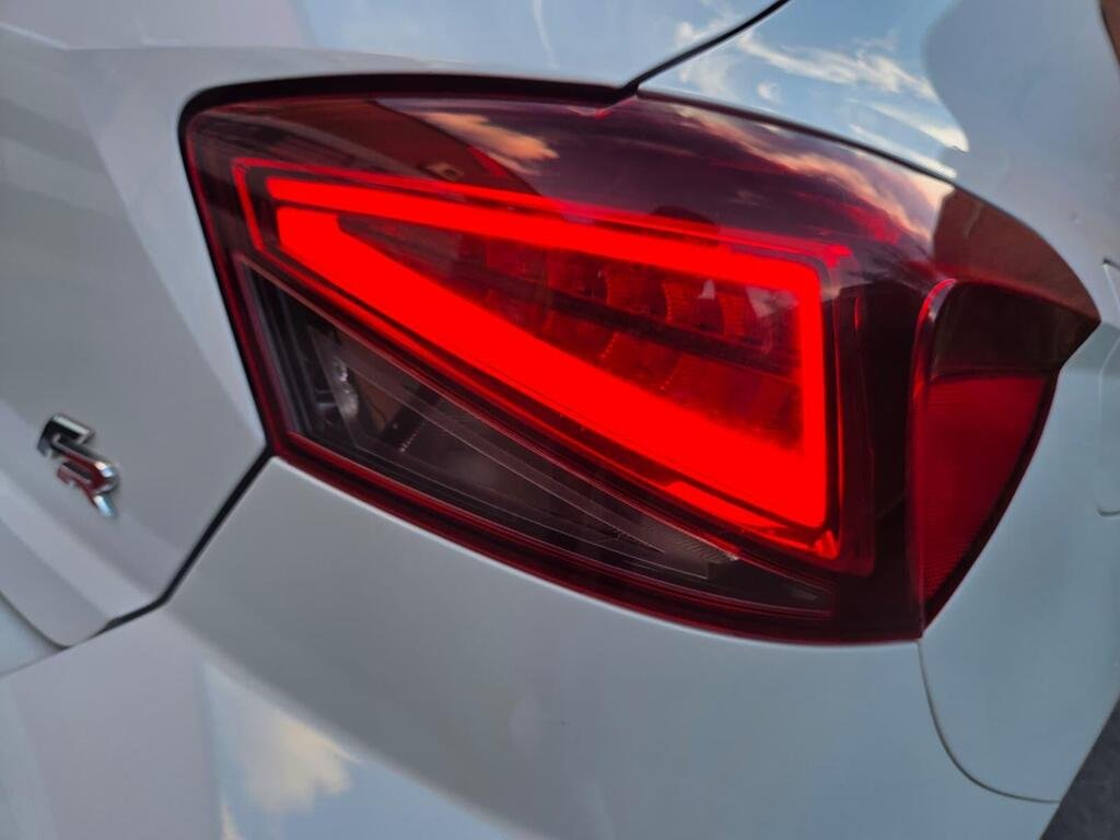 SEAT Ibiza 1.0 TSI FR Euro 6 (s/s) 5dr